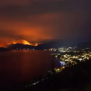 BC省山火爆炸性蔓延，四地火势威胁公共安全