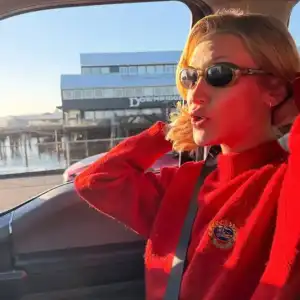 世界名模驱车1500英里 造访BC知名景点